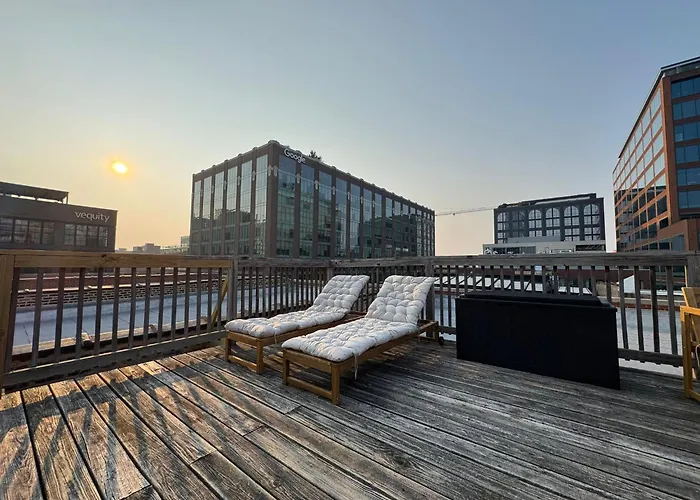 Апартаменты Huge! 3 King Bedrooms With Private Rooftop Lounge On Fulton Market Чикаго