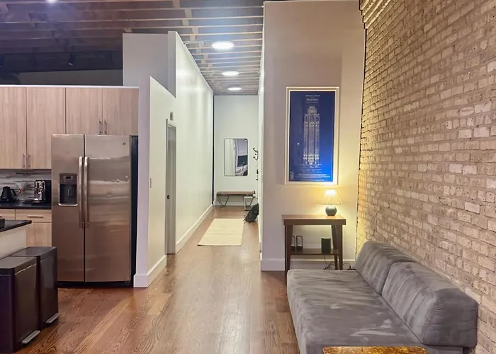 Huge! 3 King Bedrooms With Private Rooftop Lounge On Fulton Market * Чикаго